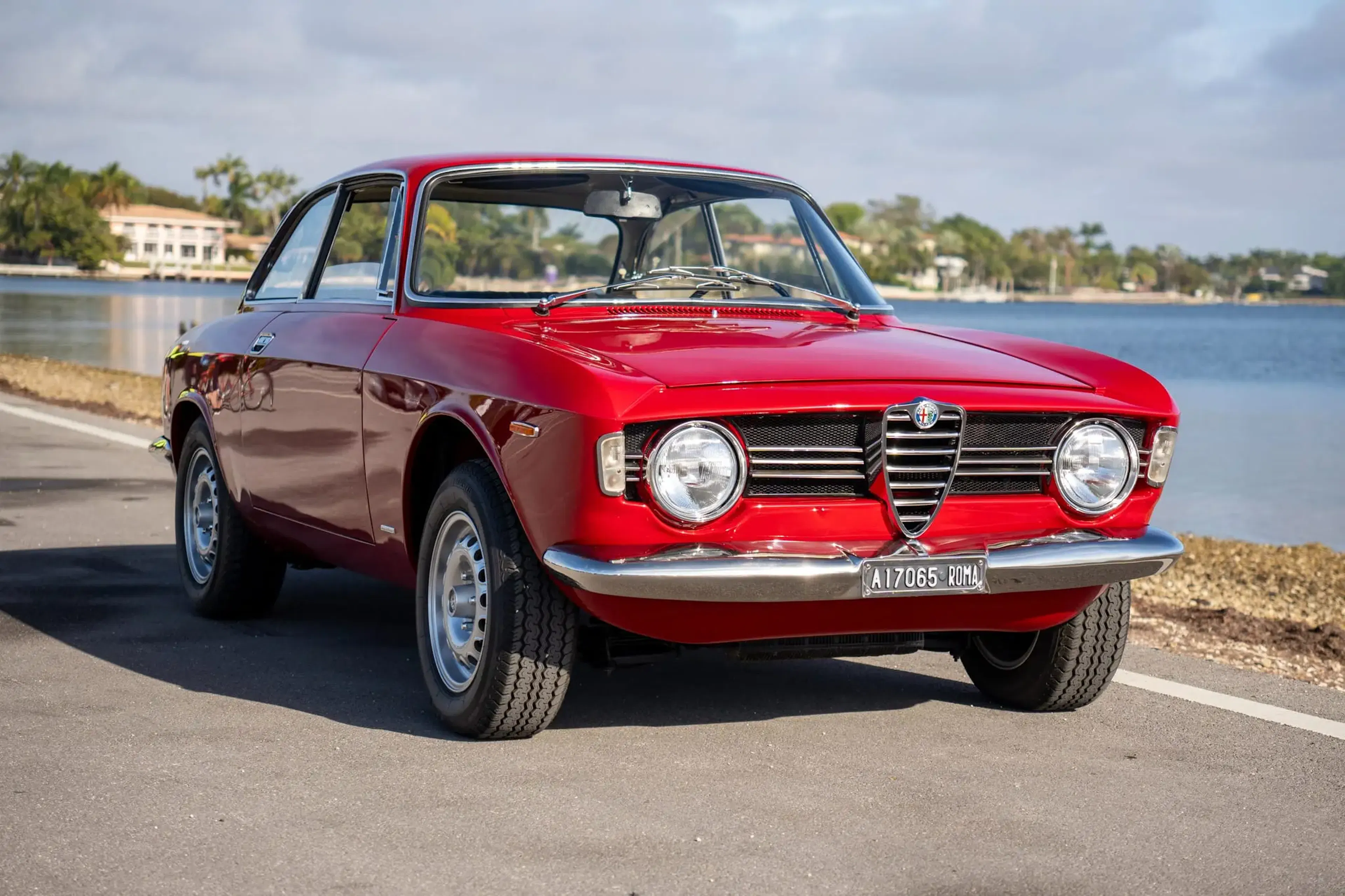 1963 Alfa Romeo Giulia Spider | Hagerty Valuation Tools®